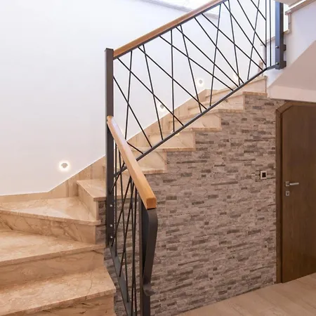 Maslina In - Haus Fuer 8 Personen Orebic