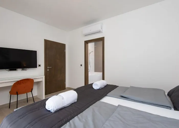 Maslina In - Haus Für 8 Personen *