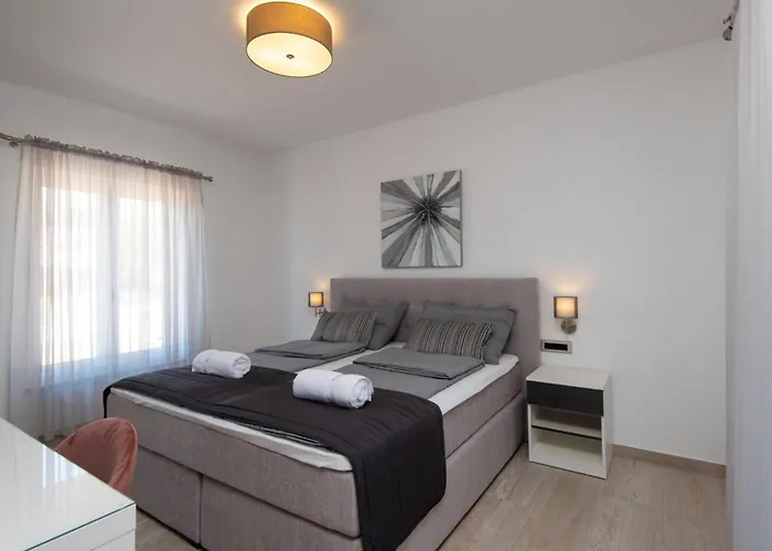 ヴィラ Maslina In - Haus Fuer 8 Personen