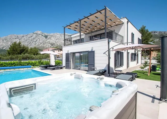 Maslina In - Haus Fuer 8 Personen