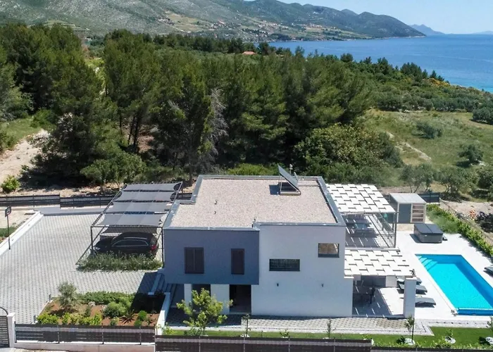 Maslina In - Haus Fuer 8 Personen * オレビック