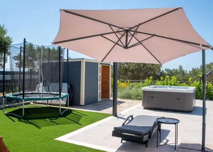 ヴィラ Maslina In - Haus Fuer 8 Personen